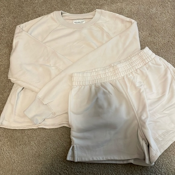 Abercrombie & Fitch Other - Abercrombie & Fitch Matching Set